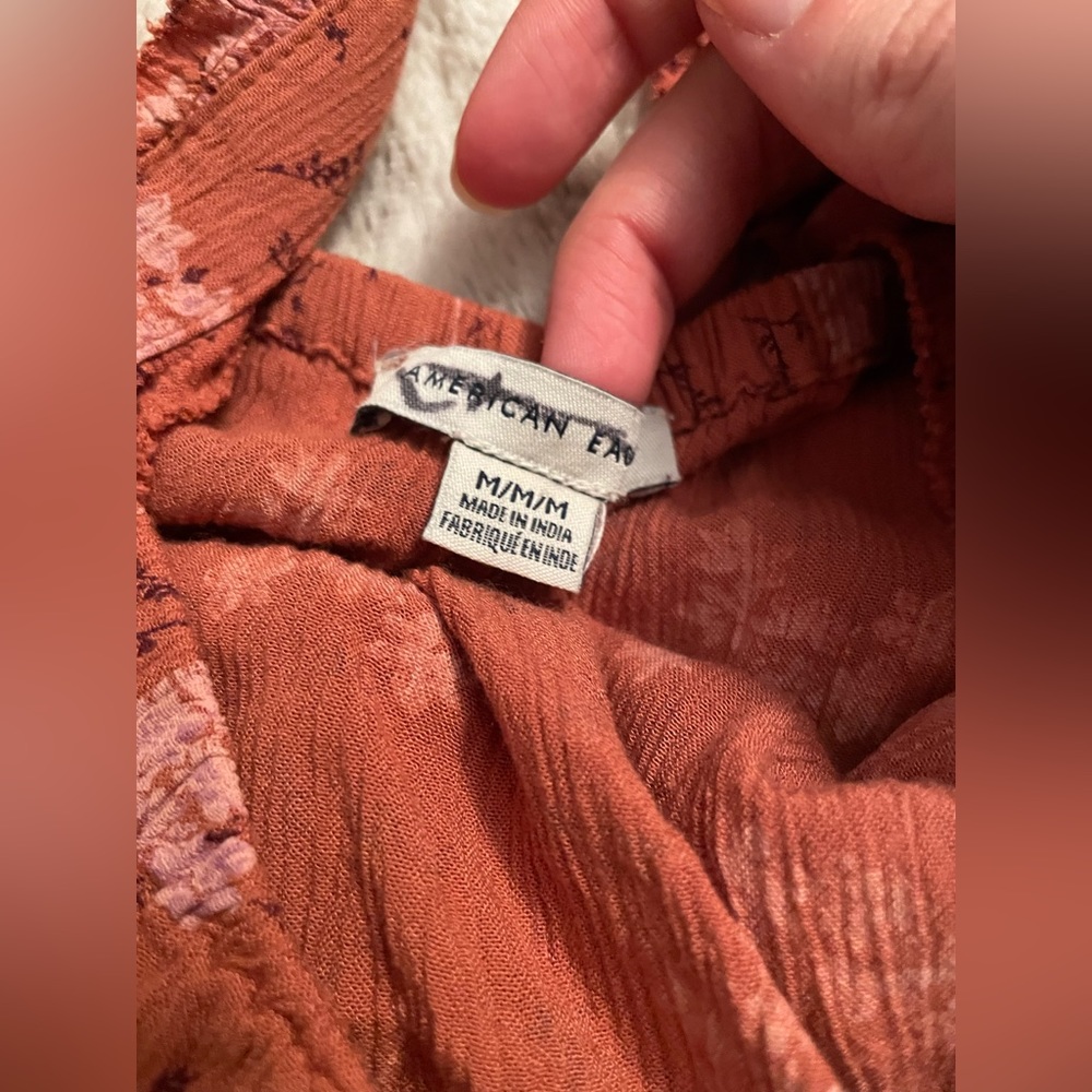 AEO Spiced Orange Floral Lace-Up Front Crop - Picture 8 of 10